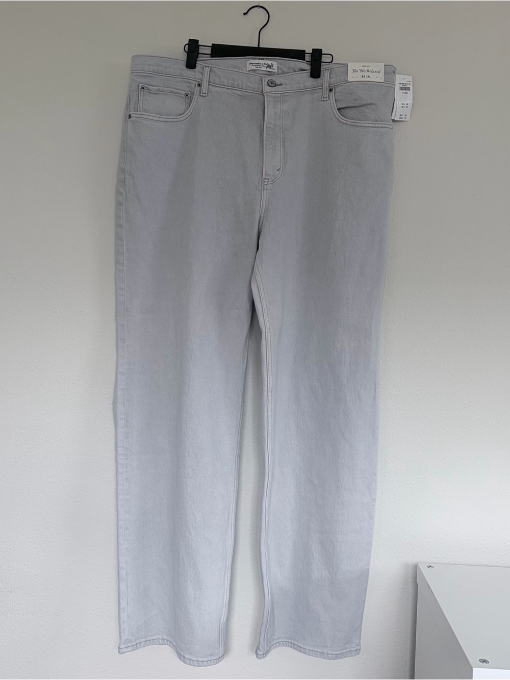 NWT Abercrombie & Fitch Women’s High Rise 90’s Relaxed Jeans